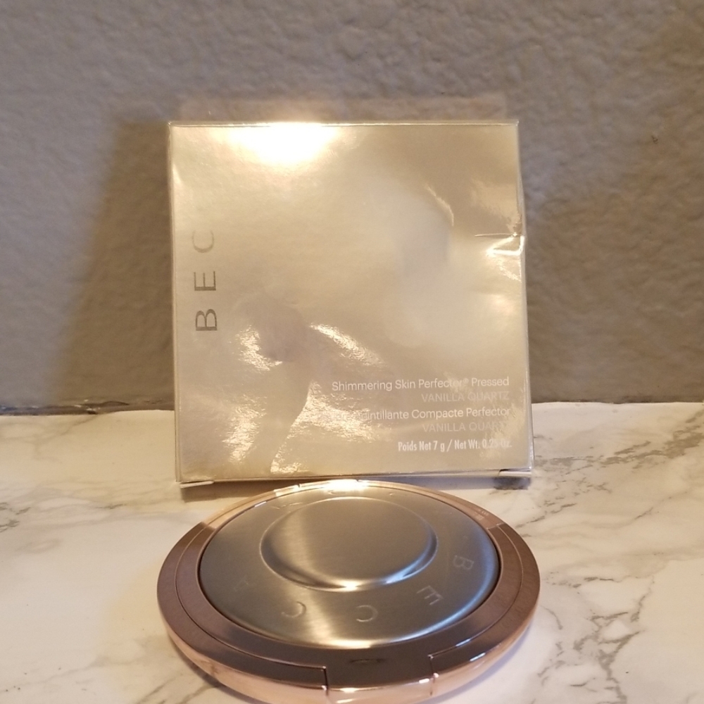 Becca Shimmering Highlighter